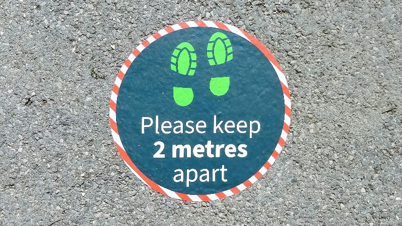 Keep 2m apart
